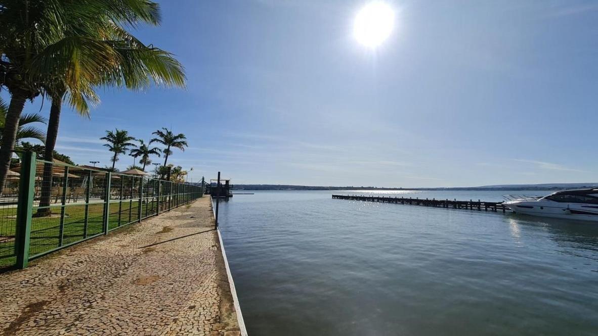 Luxuoso Flat Lake Side Com Vista Para O Lago Brasilia Exterior foto